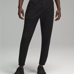 MENS BLACK LULULEMON SURGE JOGGER